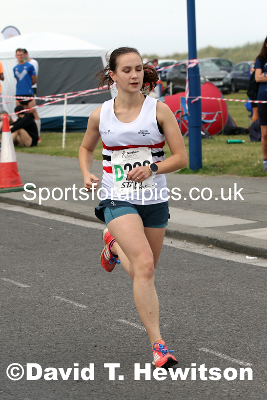 Senior womens 4 stage relay, 2021 Northern 6 and 4 Stage and Young Athletes Road Relays, Redcar. Photo: David T. Hewitson/Sports for All Pics